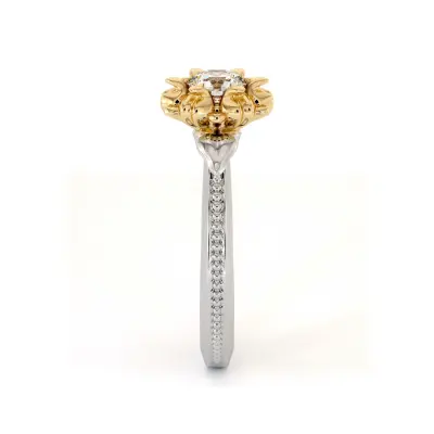 Uniqe Prong Sunnflower Engagement Ring
