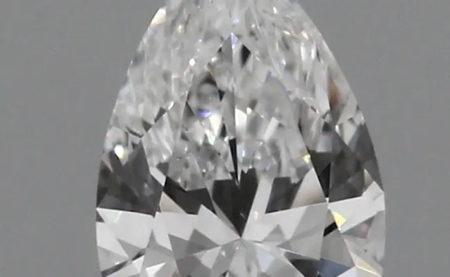 0.43ct E VVS1 Pear (IGI)