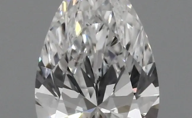 0.43ct E VVS1 Pear (IGI)