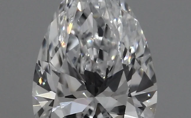 0.40ct E VVS2 Pear (IGI)