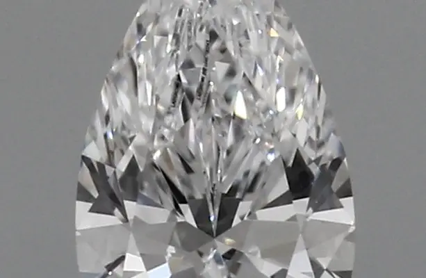 0.35ct D VVS2 Pear (IGI)