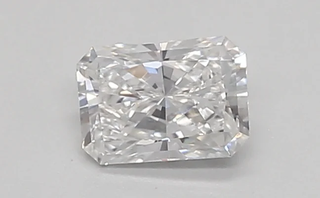 0.34ct E VVS2 Radiant (IGI)