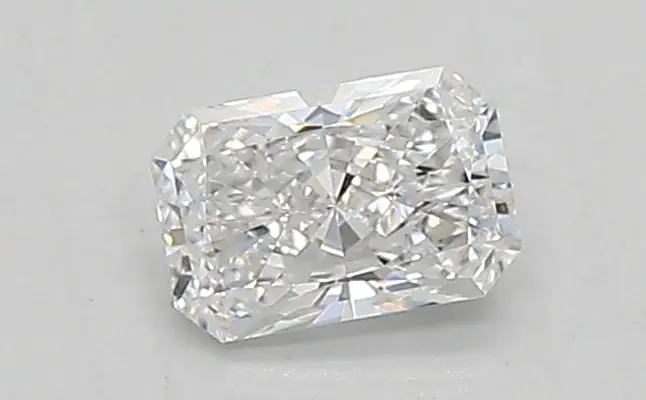 0.34ct D VVS2 Radiant (IGI)