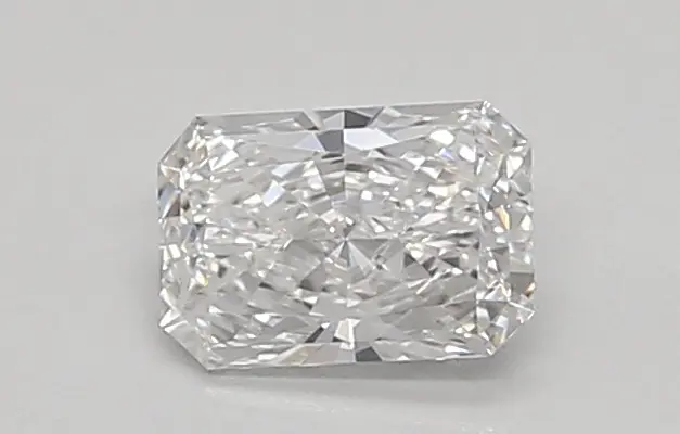 0.33ct E VVS1 Radiant (IGI)