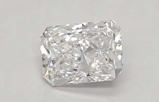 0.33ct E VVS2 Radiant (IGI)