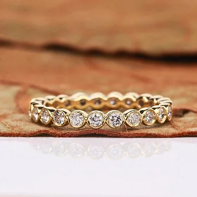 Round Cut Bezel Set Lab Grown Diamond Wedding Band