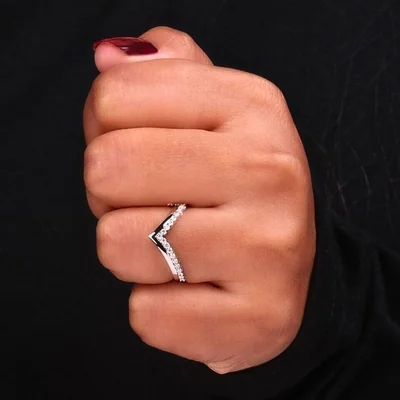 Curved Diamond Wedding Band