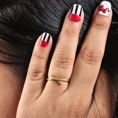 Modern Curvy Bypass Diamond Wedding Band