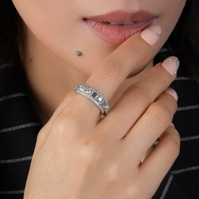 Round & Emerald Cut Diamond Wedding Band for Women