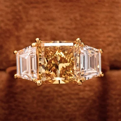 Luxury Yellow Lab Grown Diamond Princess Cut Engagement Ring
