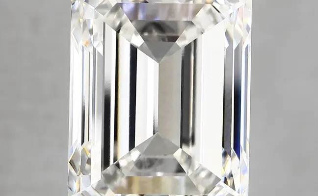 15.16ct G VVS2 Emerald (IGI)