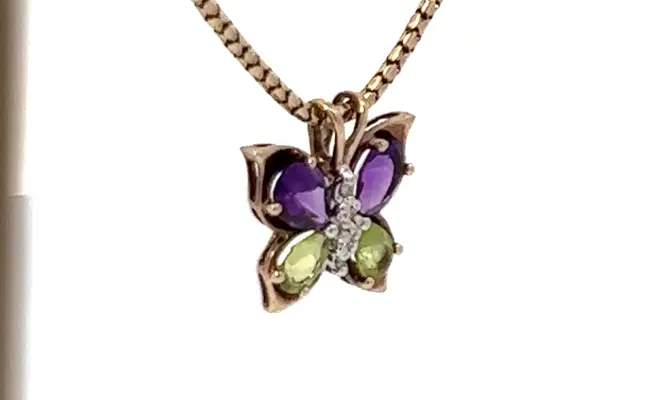 14K yellow gold, butterfly pendant with chain