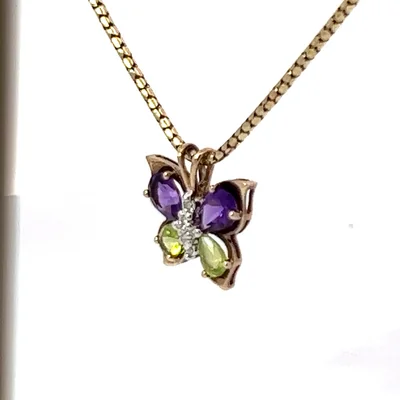 14K yellow gold, butterfly pendant with chain