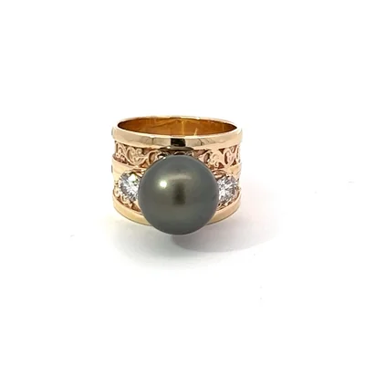 14K yellow gold, Diamond and Pearl ring